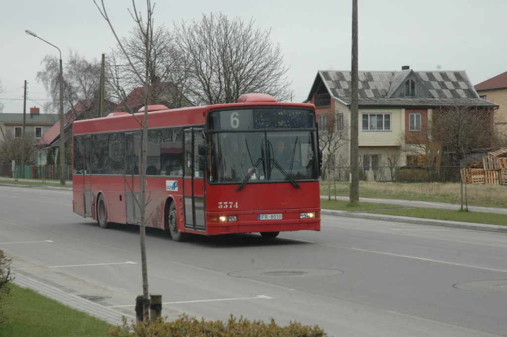 Aicina atsaukties aculieciniekus negadījumam, kur Liepājā autobusā krita sieviete