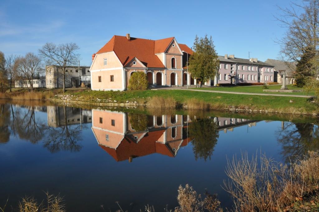 Dunalkas kultūras nams joprojām bez vadītāja. Pašvaldībai ir plāns satuvināt Dunalku ar Vecpili