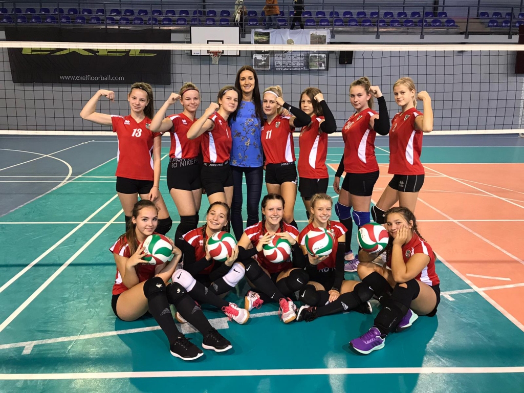 Liepājas Sporta spēļu skolas U14 volejbolistes iekļūst Latvijas Volejbola federācijas kausa izcīņas finālā