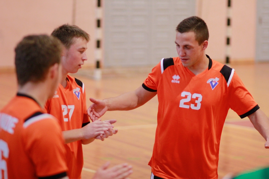"Vaiņodes" handbolisti izbraukumā zaudē Dobeles "Tenax" vienībai
