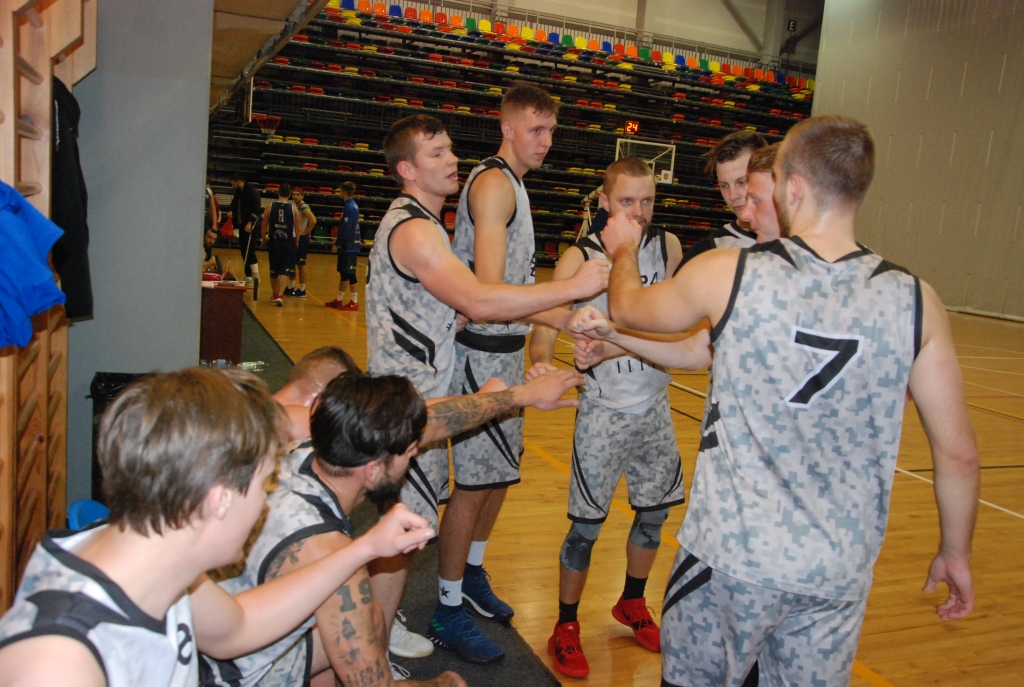 Intrigām un emocijām bagāta nedēļas nogale basketbola laukumos