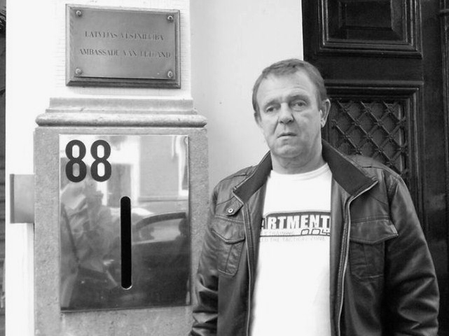 Miris viens no cilvēktiesību aizstāvības grupas "Helsinki 86" dibinātājiem Raimonds Bitenieks