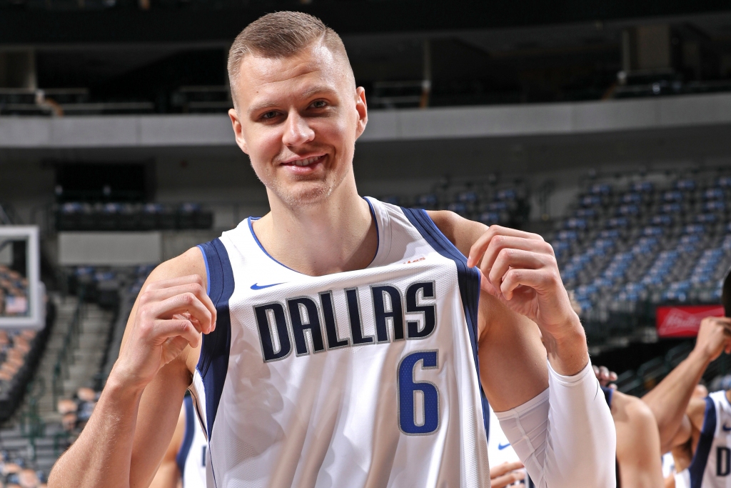 Porziņģis iekļuvis aizvadītās nedēļas Rietumu konferences labāko spēlētāju pieciniekā