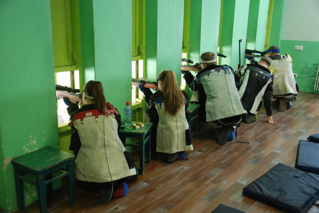 Aizputes novada jaunie ložu šāvēji gūst panākumus Lietuvā