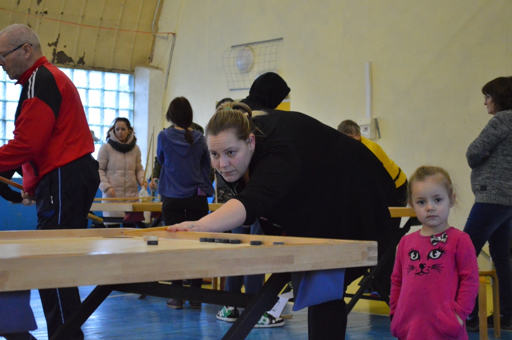 FOTO: Kazdangas Ziemas spartakiāde izceļas ar ļoti lielu atsaucību