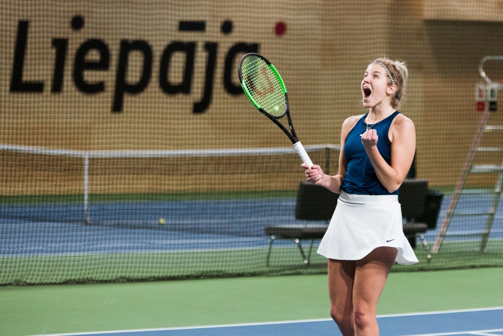 Liepājniece Elza Tomase debitē WTA rangā