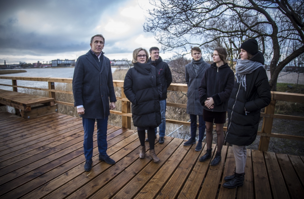 Skolēni Ēnu dienā iepazīst Liepājas pašvaldības darbu