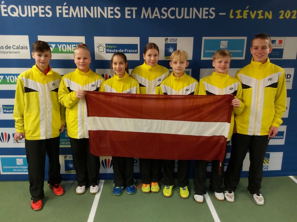Liepājas jaunie badmintonisti gūst pieredzi Eiropas U15 čempionātā Francijā