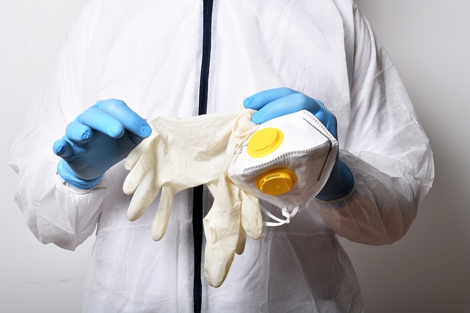 Iedzīvotājiem bez slimības simptomiem "E. Gulbja laboratorija" piedāvās jaunā koronavīrusa testus par 80,40 eiro