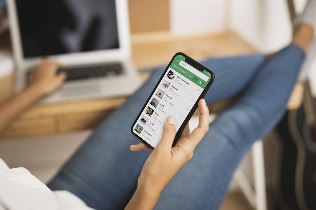 Startē liepājnieku veidotā lietu nodošanas lietotne "Giveazy"