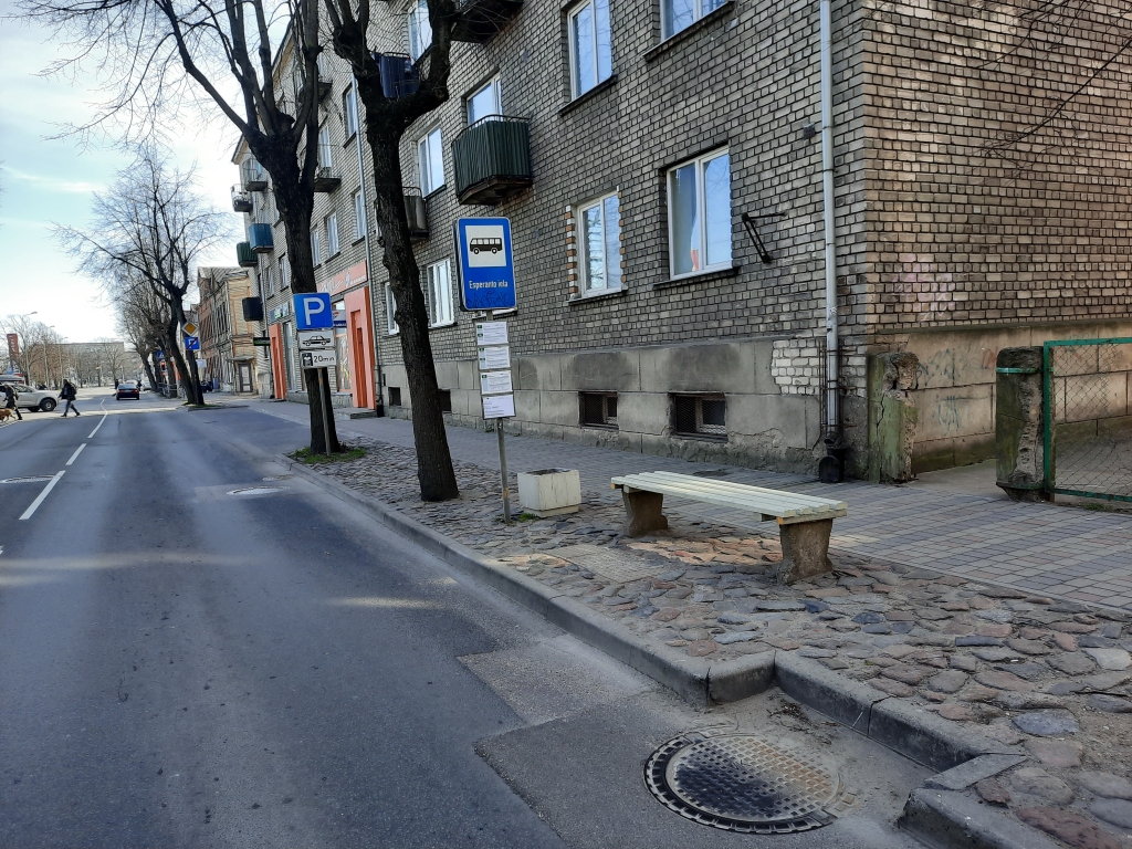 Liepājā pārcels autobusu pieturvietu