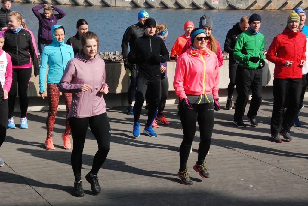 Ceturtdien valdība varētu lemt par atļauju rīkot organizētus treniņus ārtelpās