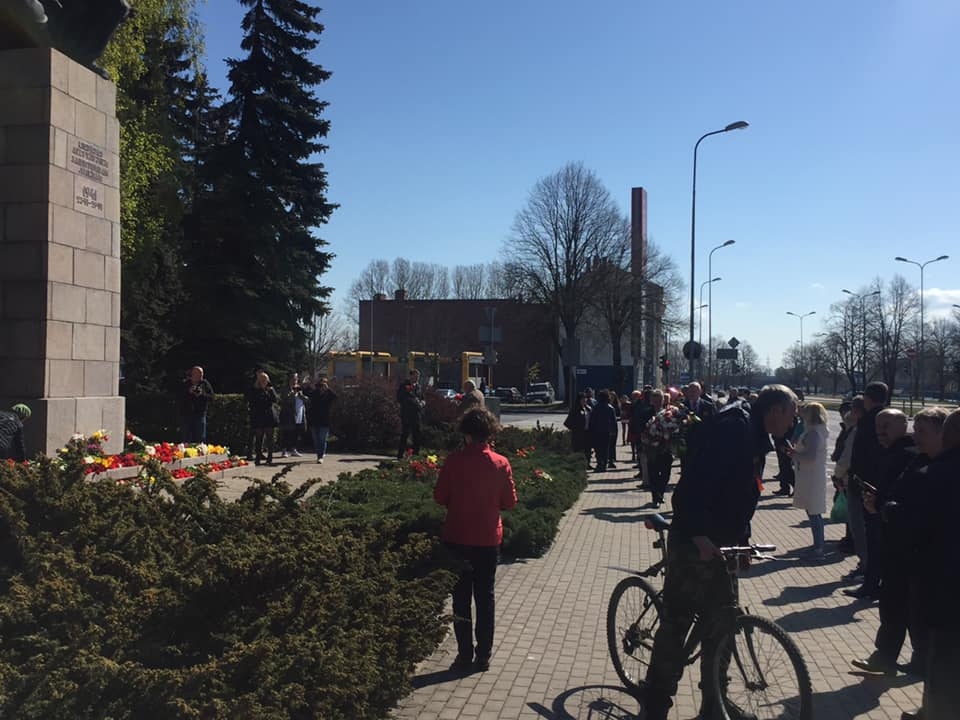 Vēršas policijā par pulcēšanās pārkāpumiem 9. maijā Liepājā