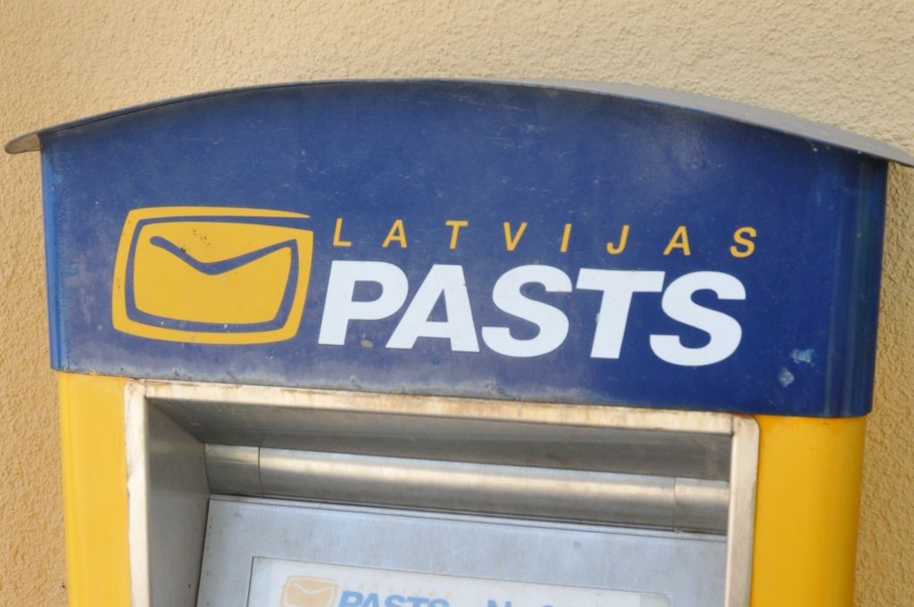 Pasta nodaļas tirdzniecības centros pagarinās darbalaiku un atsāks strādāt brīvdienās