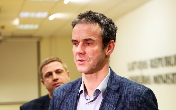 Dumpis aicina Jāņu svinētājus izmantot lietotni "Apturi Covid"