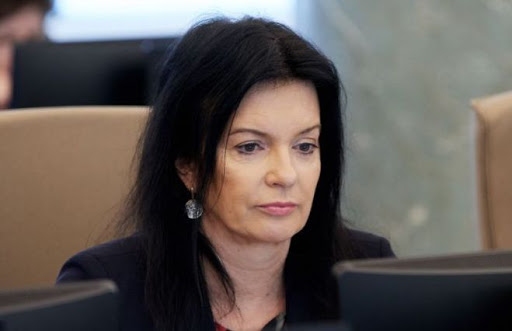 Petraviča: Minimālās algas celšanu neatliksim, taču diskutējams ir pieauguma apmērs
