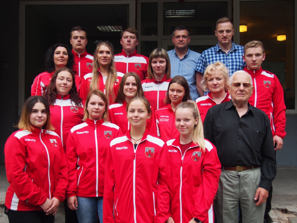 Aizputnieki šauj teicami