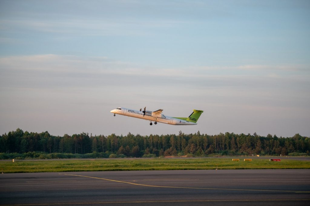 "airBaltic" atsāks lidojumus starp Rīgu un Liepāju