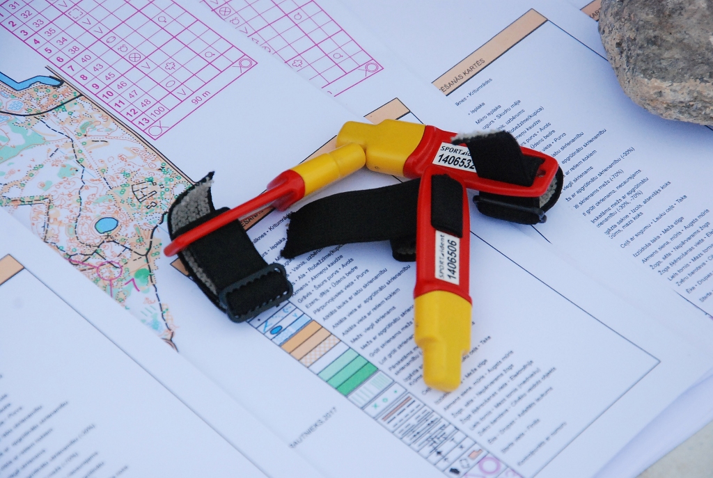 Klampju ciema posms pulcē daudz orientieristus 