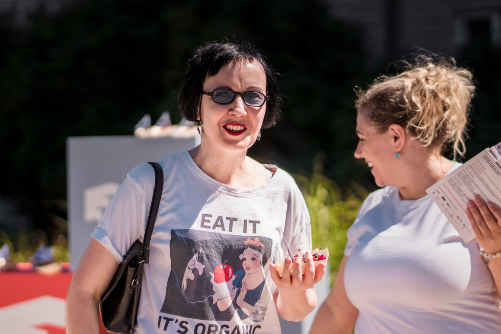 FOTO.VIDEO: Ar dejas izrādi ieskandina Liepājas Mākslas forumu