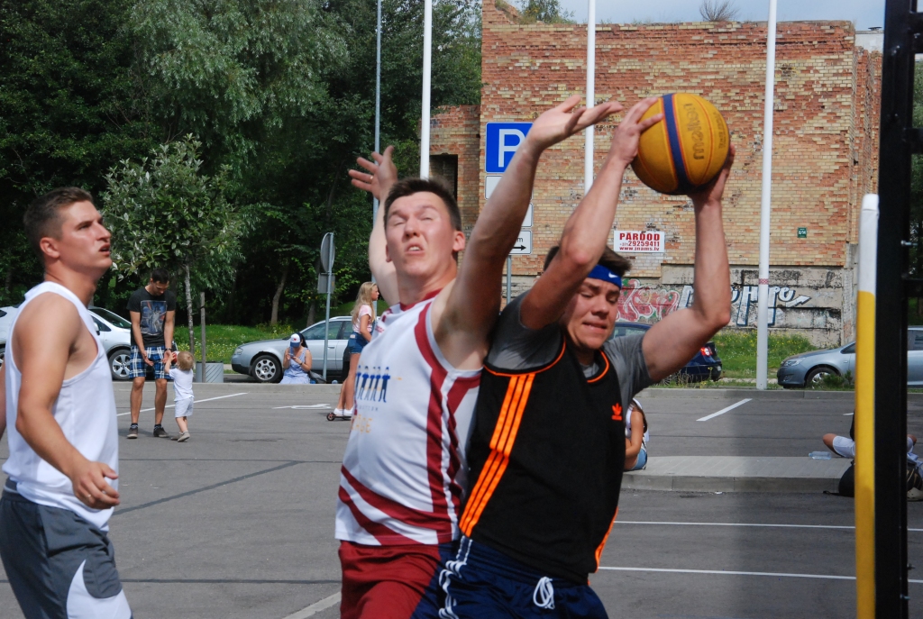 Fināla posmā noskaidrosies "Bruģa bumbas" čempioni