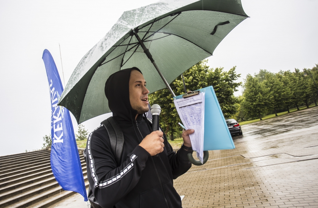 FOTO: Liepājā gatavojas "Drosmes skrējienam"