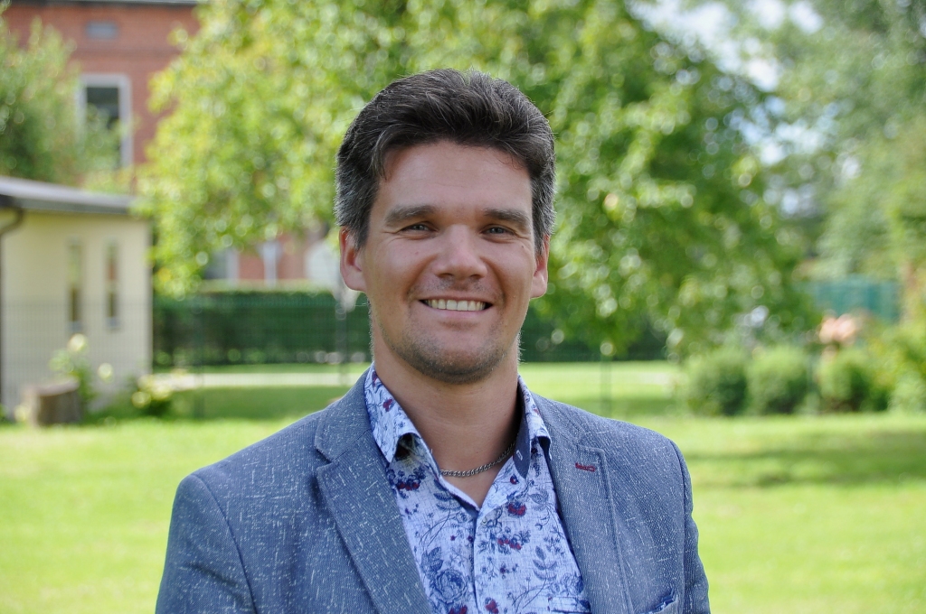 Skolotājs ar komponista sirdi