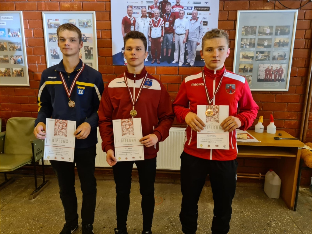 Liepājas rajona Sporta skolas snaiperi pārliecinoši triumfē Latvijas junioru čempionātā