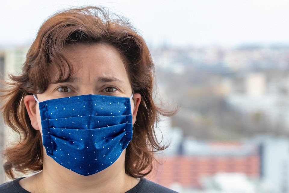 Padomi: kā izvēlēties kvalitatīvu sejas masku