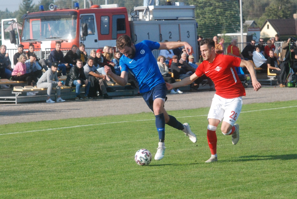 LFF apstiprinājusi ierobežojumu ieviešanu pašmāju futbola sacensību un treniņprocesa norisē