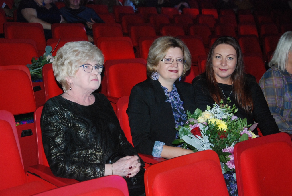 FOTO: Liepājā sumina labākos skolotājus