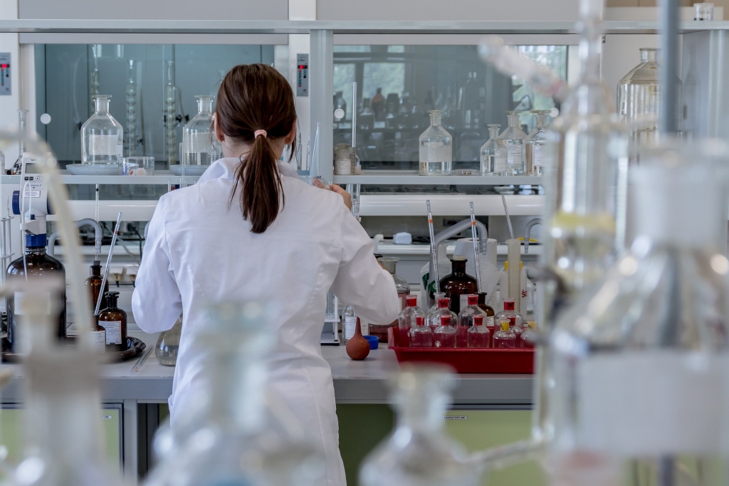 Slimnīcu biedrības priekšsēdētājs: Medicīnas personāla pārslodze Covid-19 dēļ ir acīmredzama