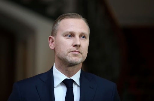 Maskas nevalkāšanu Gobzems pamato ar reliģisko pārliecību