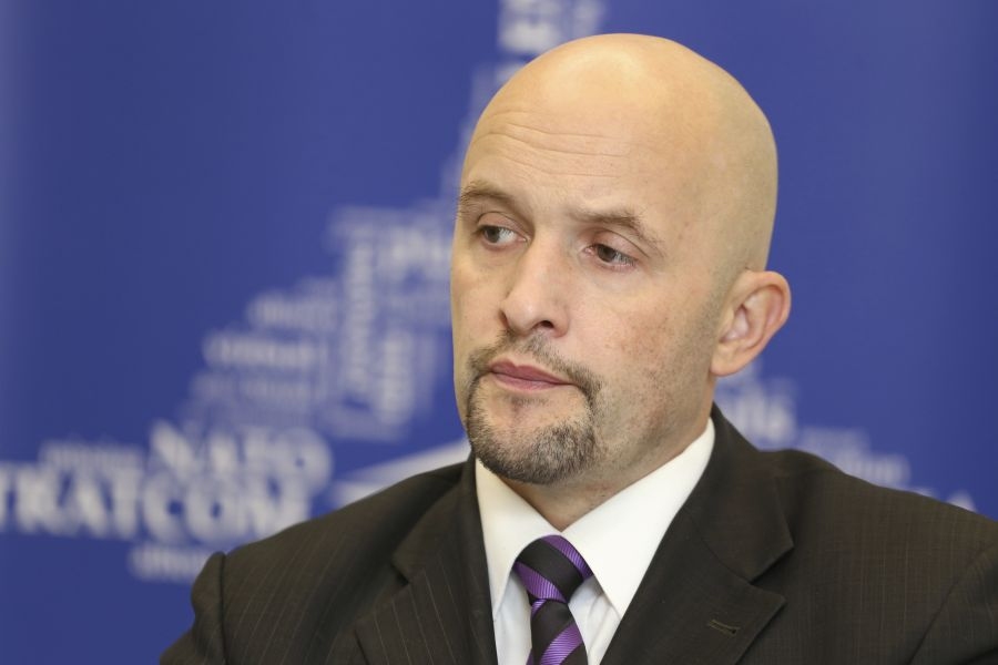 Sārts: Populistu saukļiem vairāk pakļauti cilvēki, kurus Covid-19 krīze skārusi ekonomiski