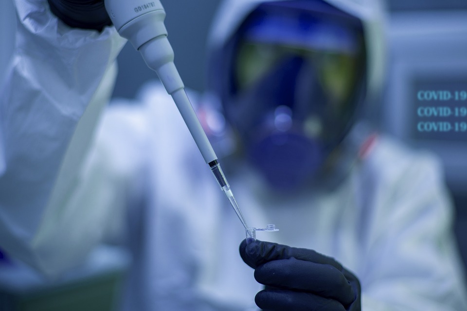 Patlaban neplāno paplašināt Covid-19 testēšanas algoritmu, iekļaujot tajā noteiktas profesijas