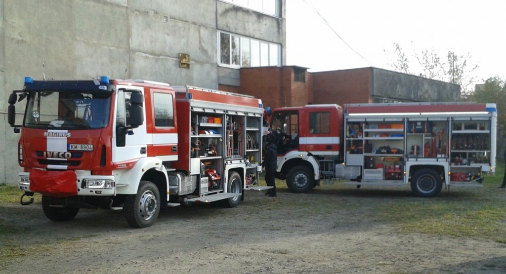 Aizputes novadā dzīvojamās mājas dūmvadā deg sodrēji