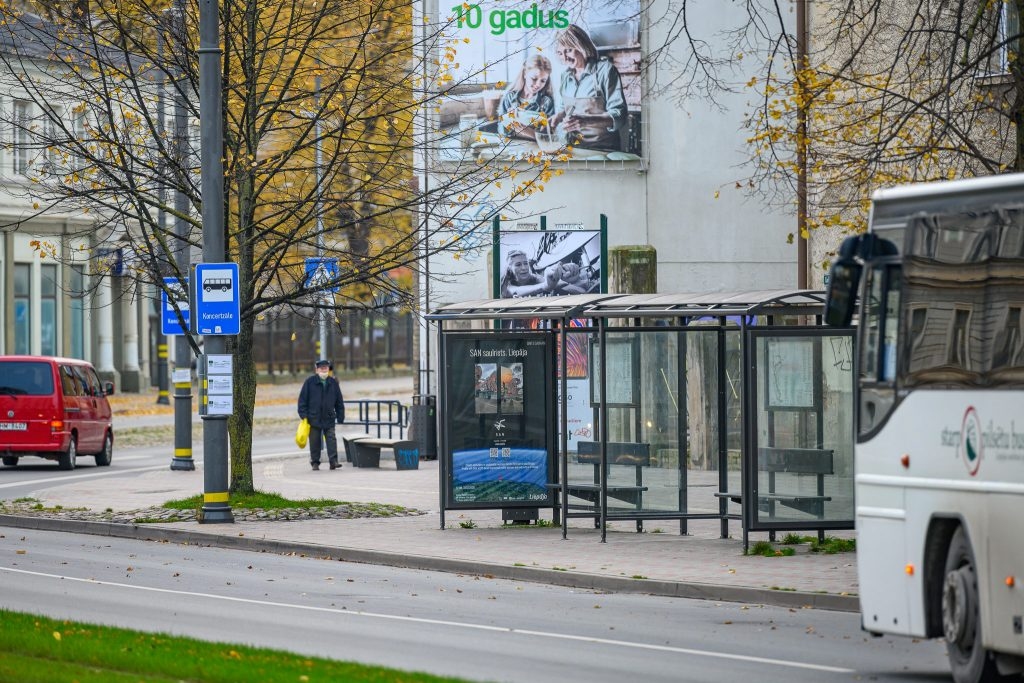 Liepājniekiem un grobiņniekiem ievieš vienotu sabiedriskā transporta mēnešbiļeti