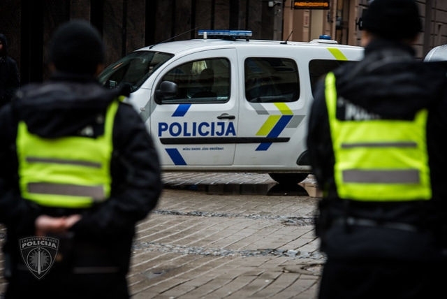 Komandantstundas kontrolei iesaistīs vairāk nekā 2000 policistu, robežsargu un zemessargu