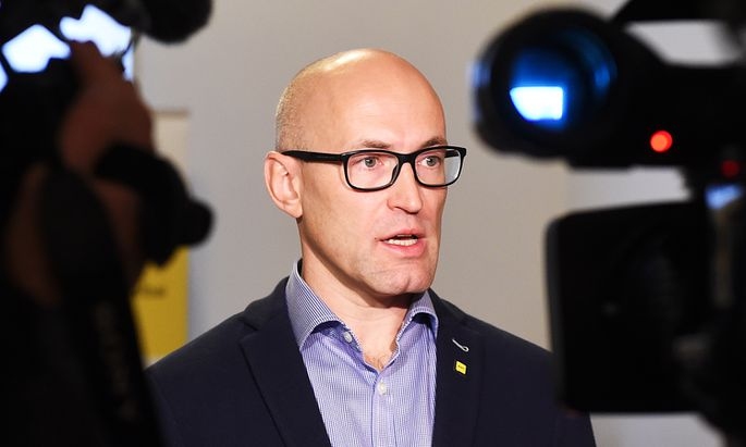 Veselības ministra amatā ievēlē Danielu Pavļutu