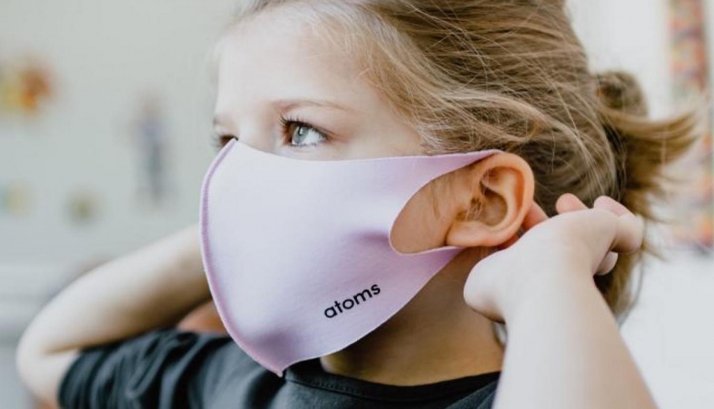 Skolēniem masku lietošana ir droša un nepieciešama