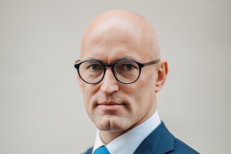 Joprojām ārkārtīgi augstā saslimstība ar Covid-19 neļauj runāt par ierobežojumu atvieglošanu, uzsver Pavļuts