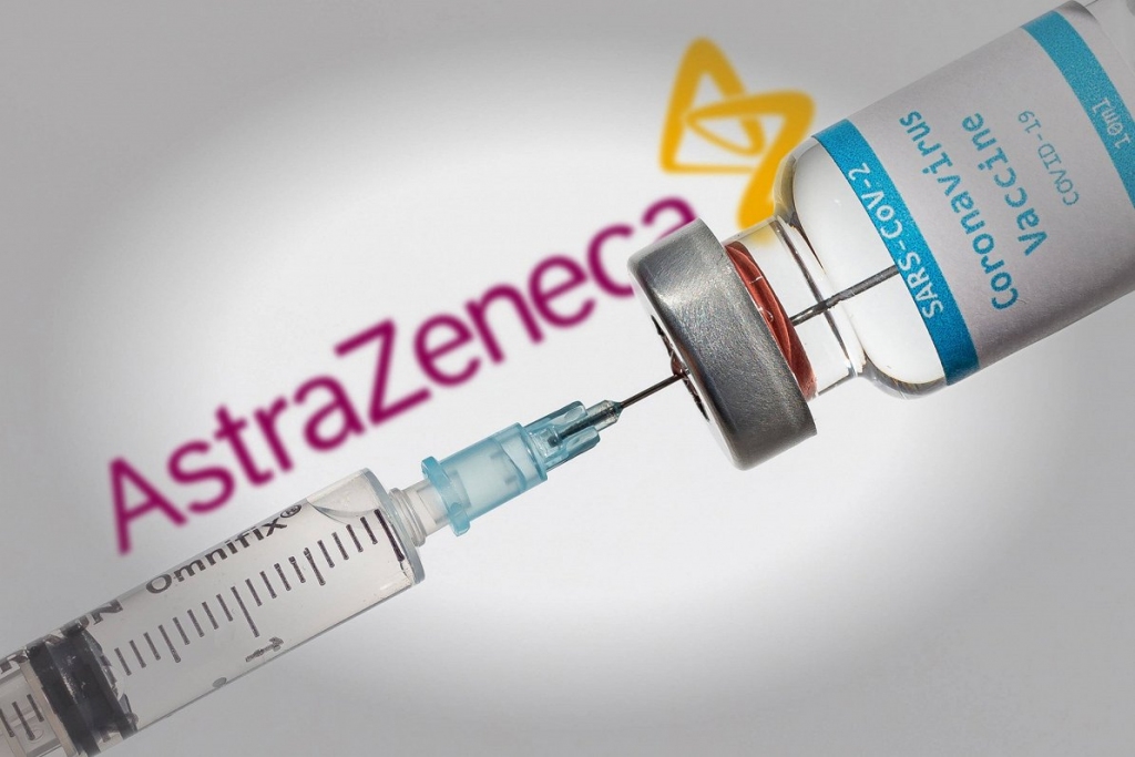 "AstraZeneca": Vakcīnas blaknes atbilst prognozētajam