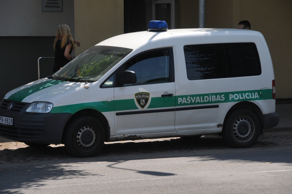 Pēc administratīvi teritoriālās reformas visos novados būs jāizveido pašvaldības policija