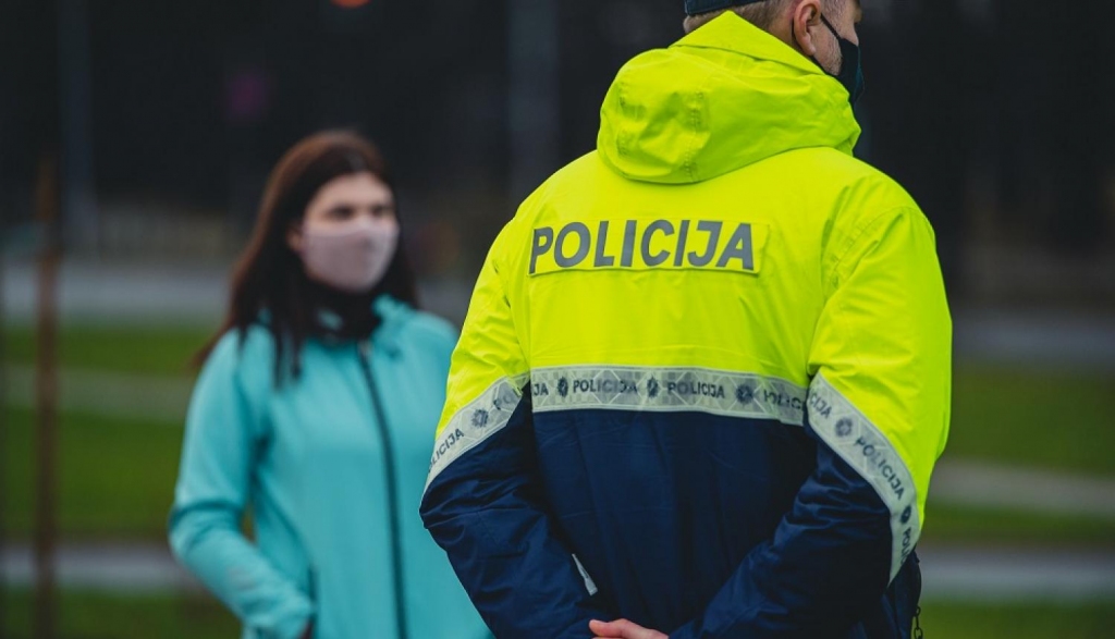 Policija svētku brīvdienās sola pastiprinātu Covid-19 ierobežojumu kontroli