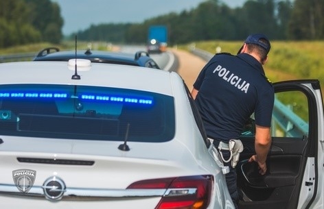 Līgo svētkos policisti pieķēruši 19 dzērājšoferus un vienu narkotikas lietojušu autovadītāju