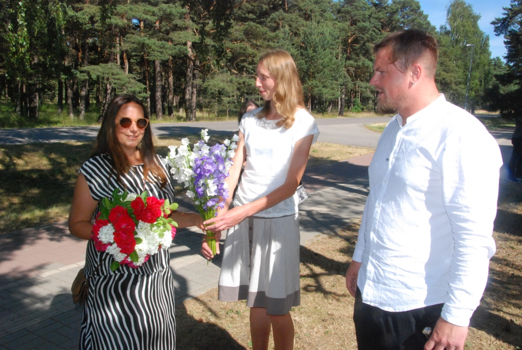 FOTO: Karostas festivāla laikā atklāj lielformāta sienas gleznojumu