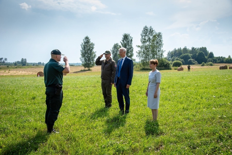 Valdība izsludina ārkārtējo situāciju Latvijas-Baltkrievijas pierobežā