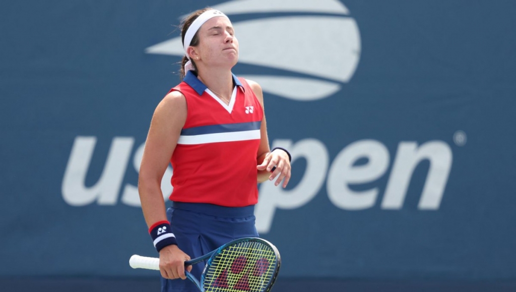 Sevastova "US Open" pirmajā kārtā zaudē čehietei Sinjakovai