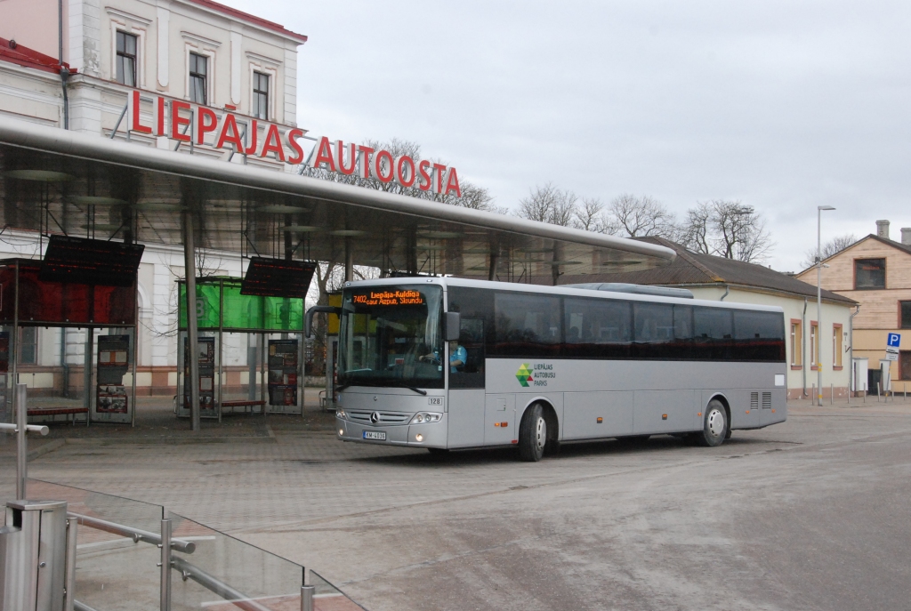 Pasažieru skaits pilsētas un piepilsētas transportā nedrīkstēs pārsniegt 50% no ietilpības